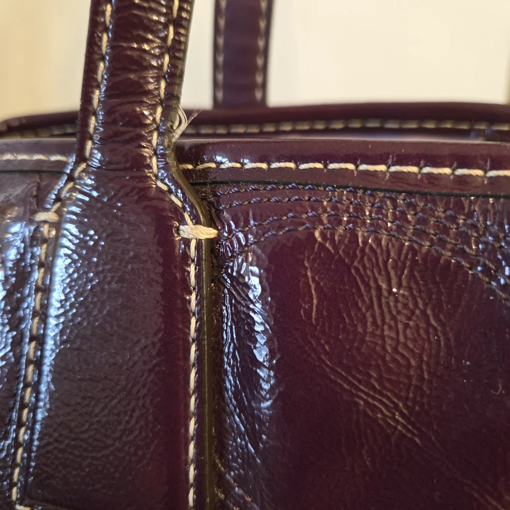 Y2K vintage Coach Signature Frame Carryall. Kisslock. Deep Plum. - Picture 13 of 14